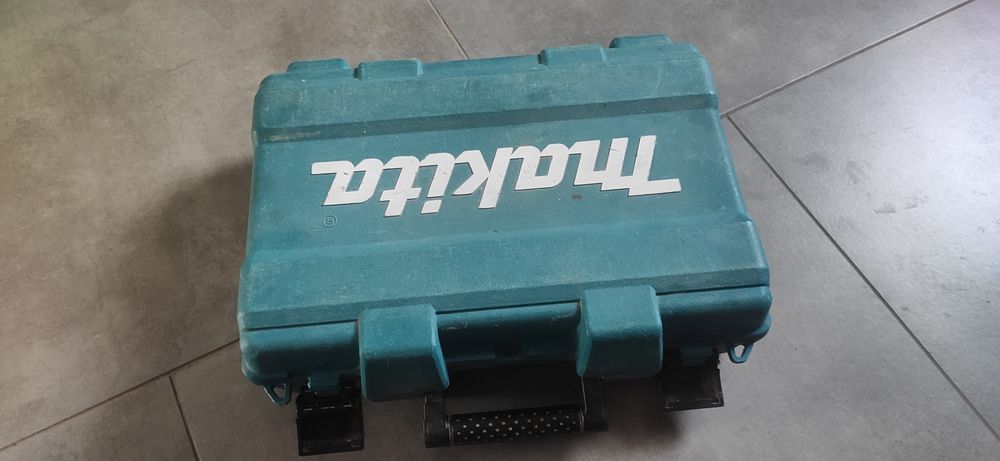 Шуруповерт Makita DF457D