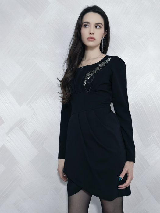 Dolce & Gabbana elegancka czarna krotka sukienka  D&G black mini dress