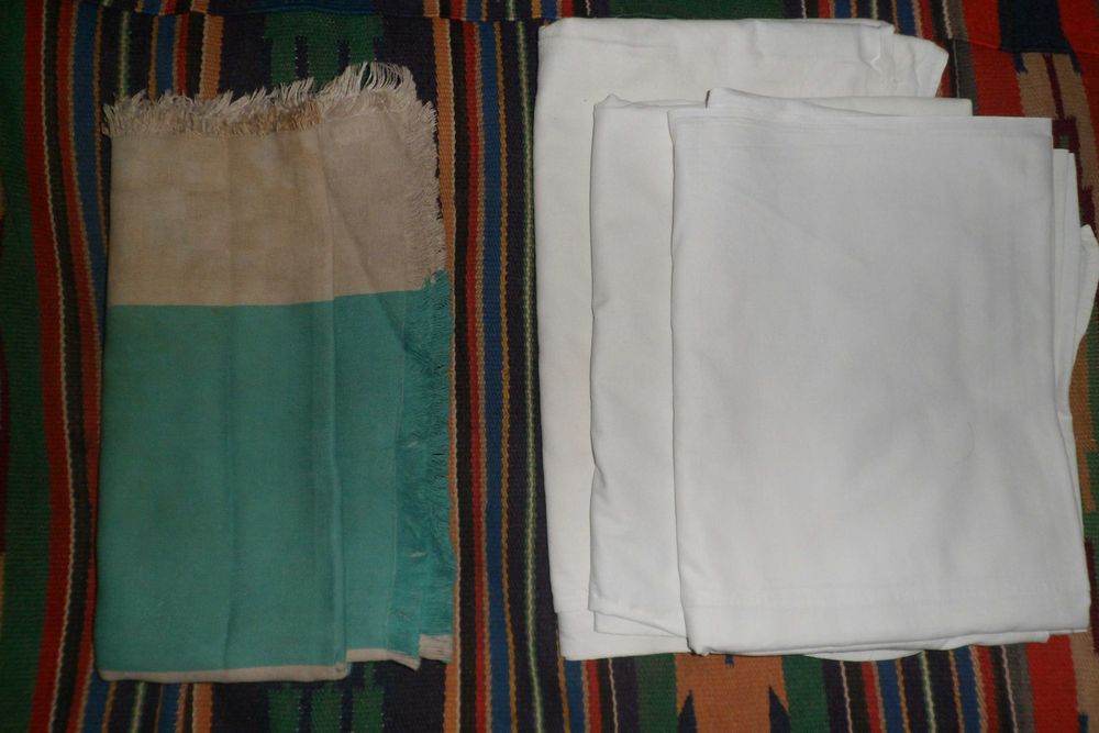 Покрывало, простынь, подушка, комплект постільної білизни