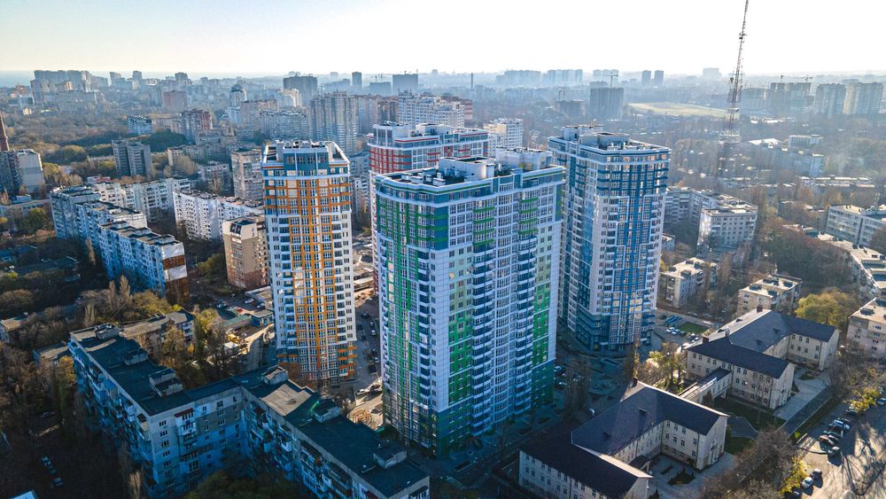 ЖК «4 Сезони», вул. Українки (Гагаріна), 101 м², розпочато ремонт, будівельні матеріали в подарунок