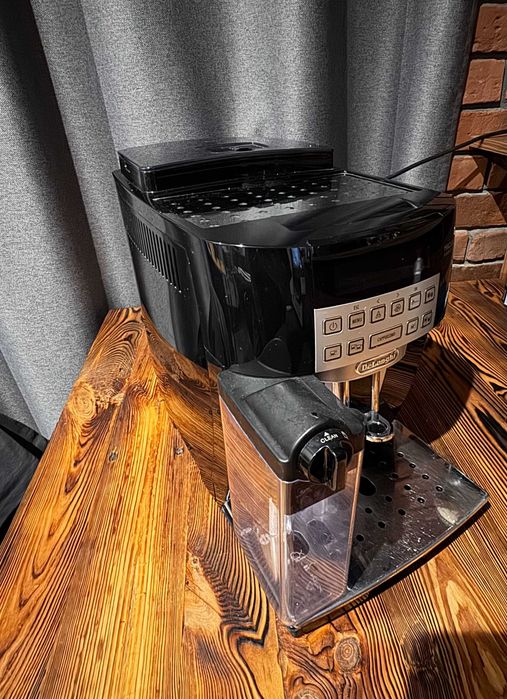 DeLonghi Magnifica S Cappuccino Ekspres do Kawy spieniacz mleka