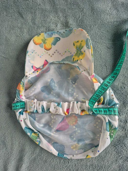 chustka / czapka z daszkiem na gumce