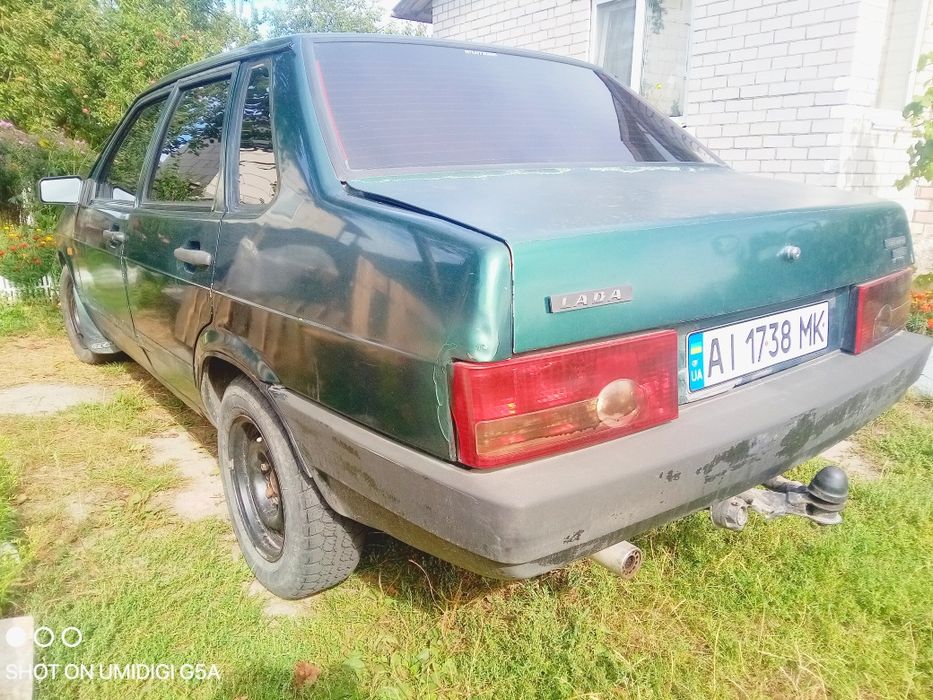 Продаю ваз 21099