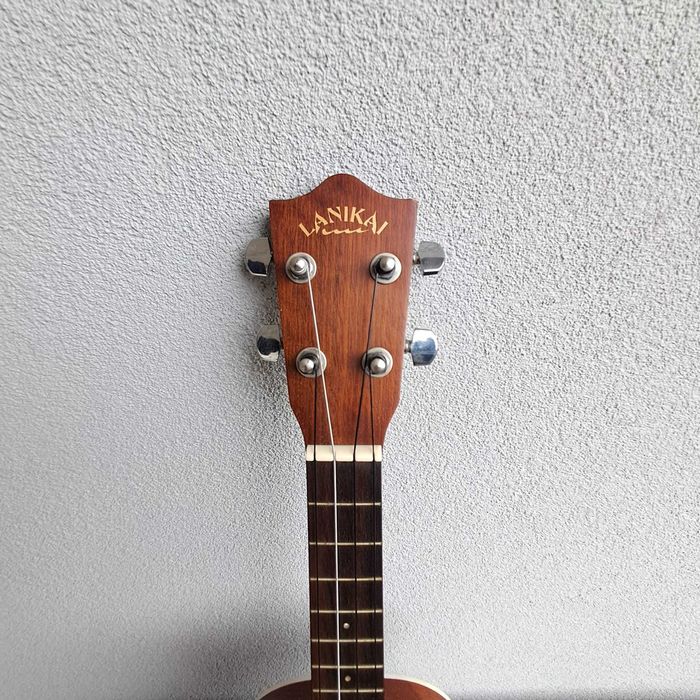 Ukulele Lanikai MA-S Soprano em mogno c/ mala rígida