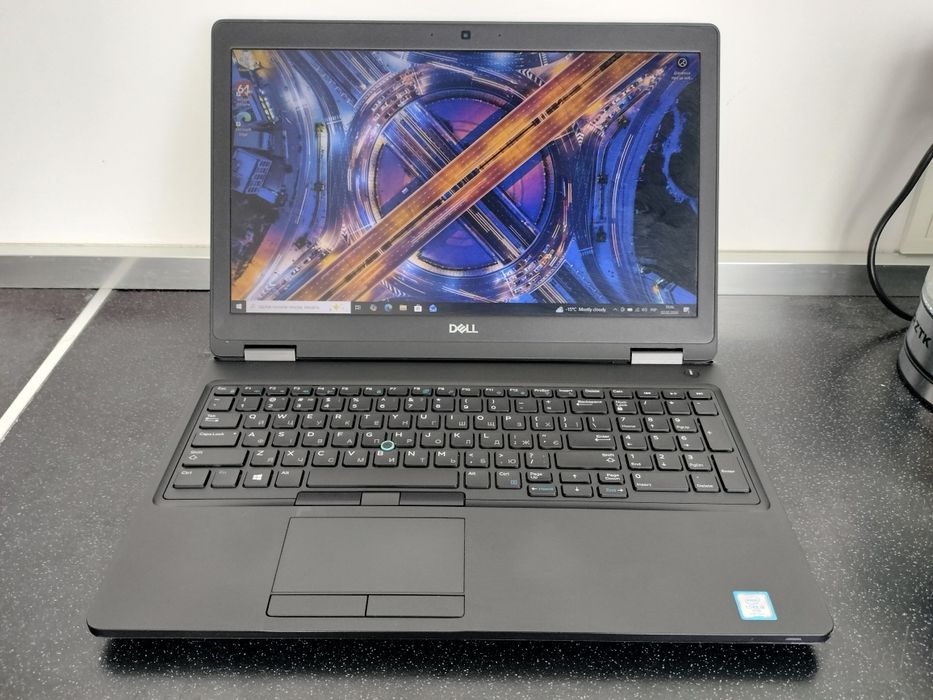 Ноутбук для роботи Dell Latitude 5591, i5-8400H, 15,6 FHD, 8Gb, 256Gb