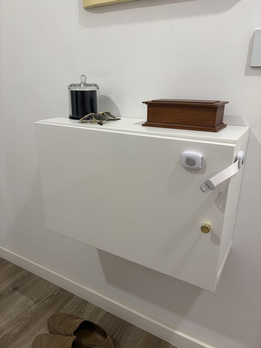 Movel de arrumação de parede