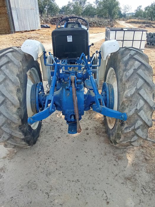 Vendo alfaia agrícola