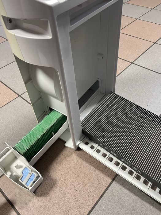 Oczyszczacz powietrza z nawilzaczem SHARP