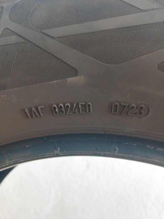 Pneus em boas condições