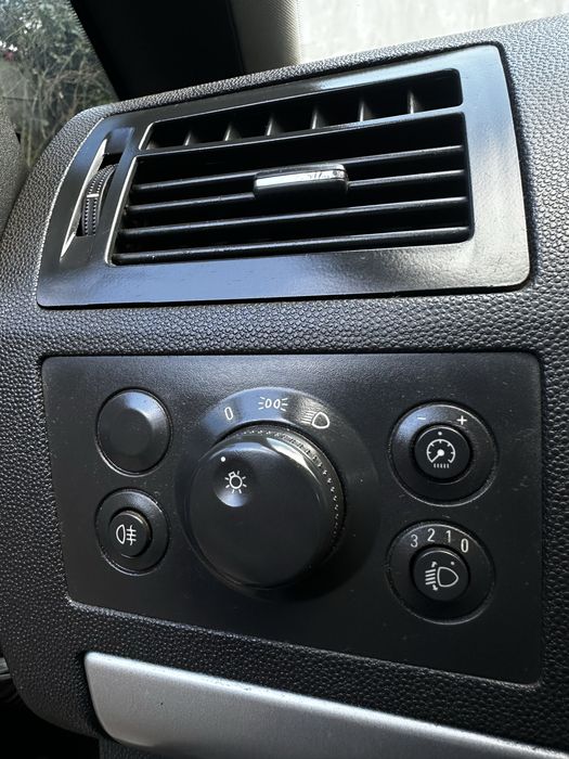 Продам Opel Zafira В 1.7 дизель
