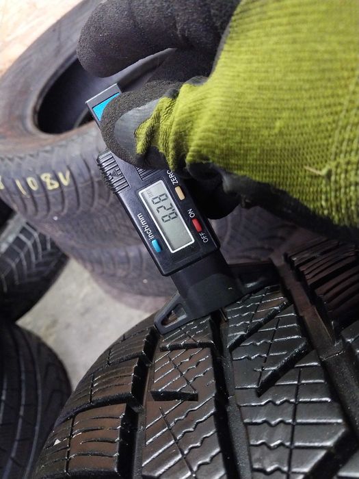 R 16 Audi  Volkswagen  5*100 7 j ET 31 Dia 57.1 + 215 45 16 Barum.