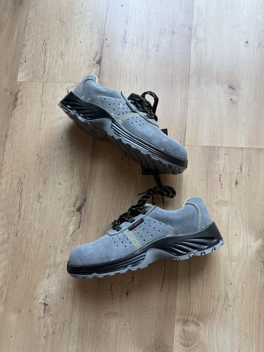 Buty BHP z noskiem urgent 38 nowe z metką