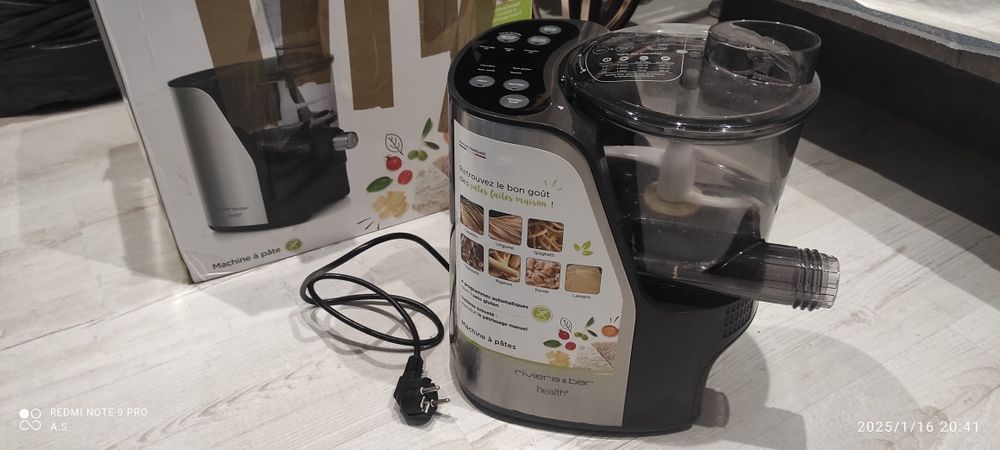 Maszynka do wyrobu makaronu RIVIERA & BAR