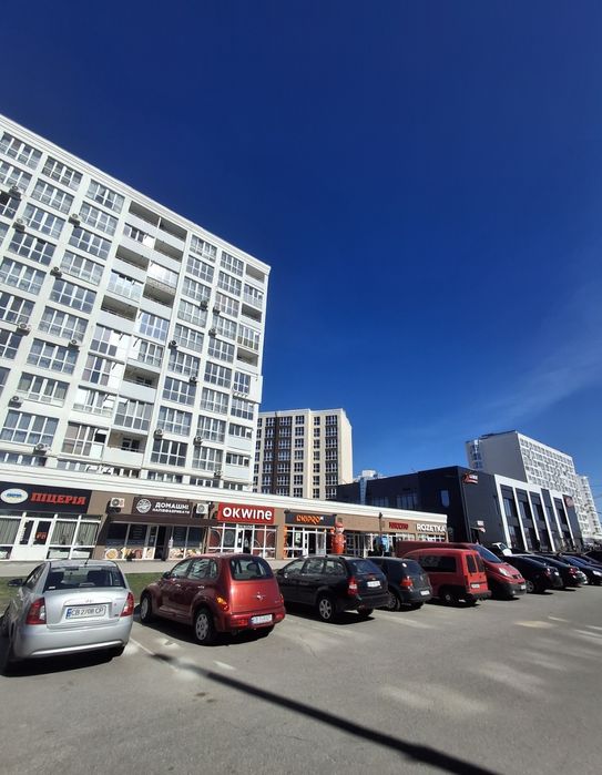 81м2 Продаж гарної 3 кім квартири Автономка