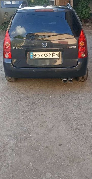Автомобіль Mazda premacy