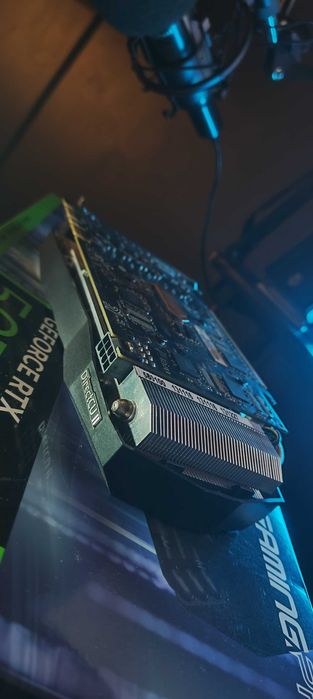 ASUS GeForce GTX760 2GB 256bit DirectCut II OC GDDR5 HDMI DVI DPort