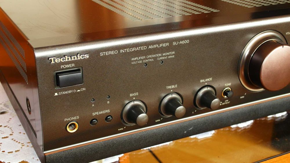 SU A600 Technics wzmacniacz ładny stan bez pilota