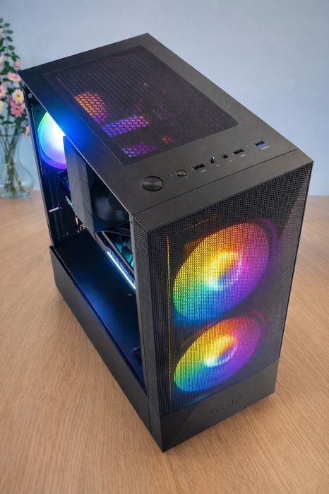 Komputer Gaming Ryzen 7 5700/RX 5700/32GB/SSD/RGB/W11 - 1440p
