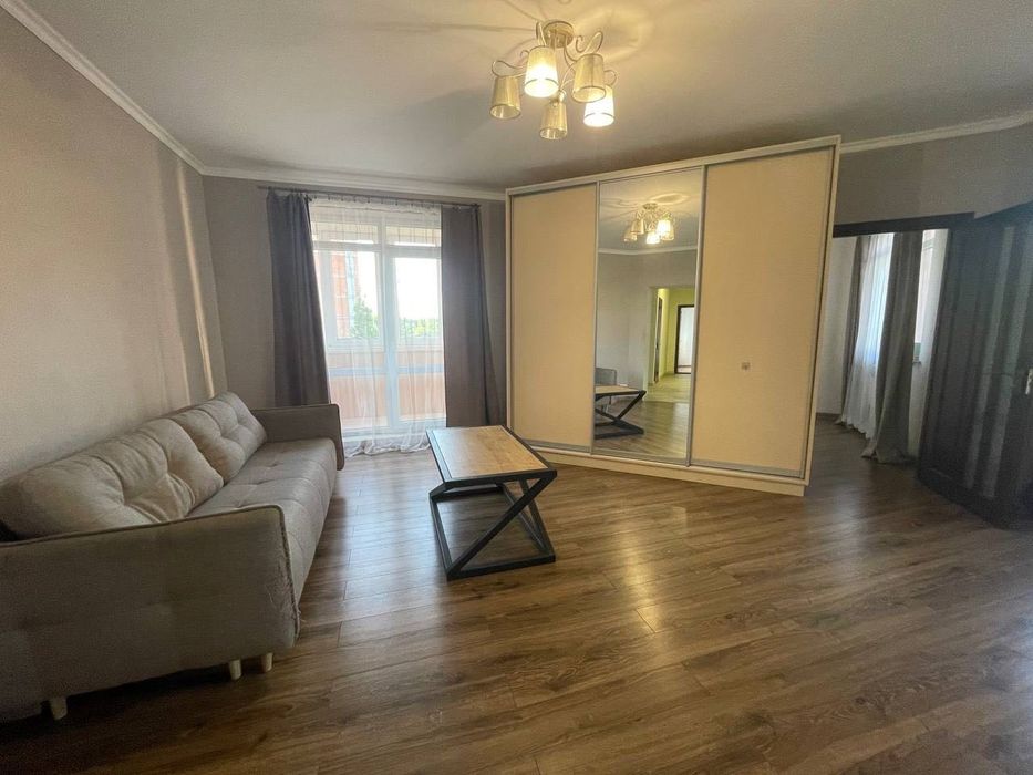 Продаж 3-кімнатної квартири, 139 м², новобудова, Винники