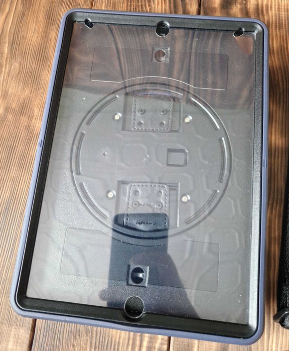 Etui iPad 9/8/7 10,2" JETech z Wbudowanym Szkłem 9H  + Pasek