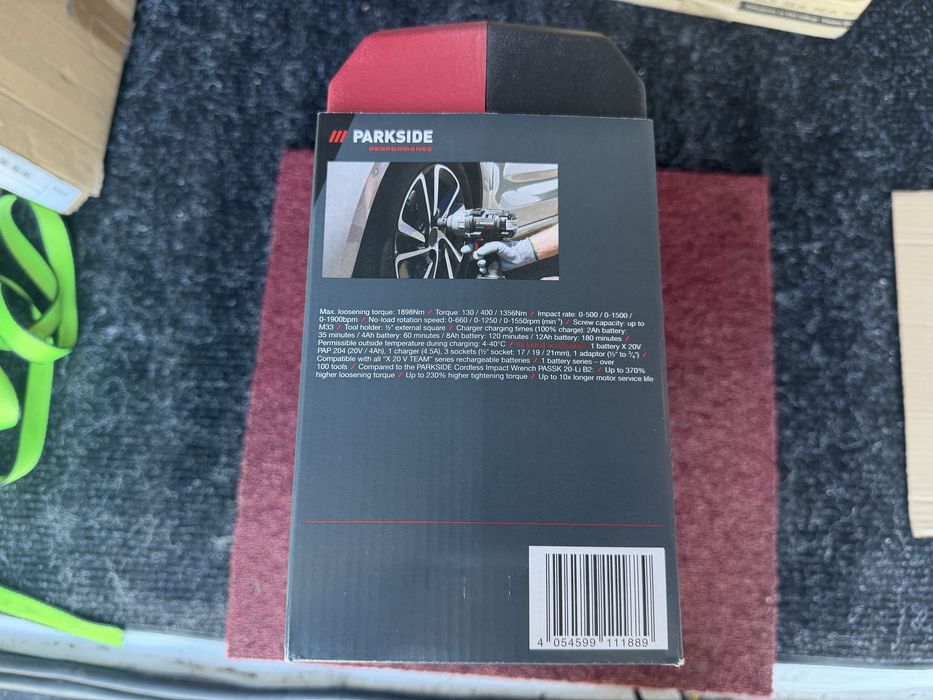 Maquina de  impacto 1356 Nm Parkside Performance