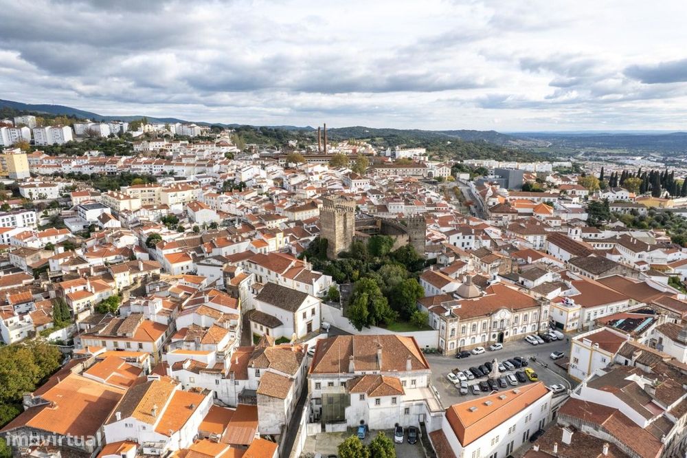 Investimento com Potencial no Centro Histórico de Portalegre