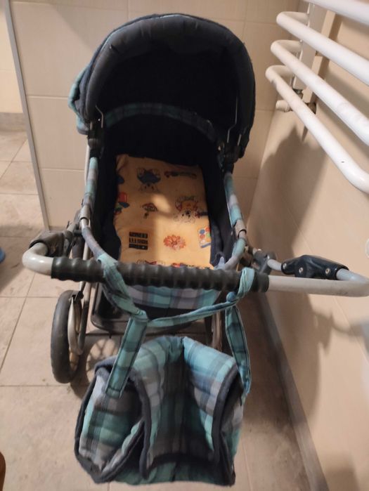 Wózek dla lalek mama papas niebieski