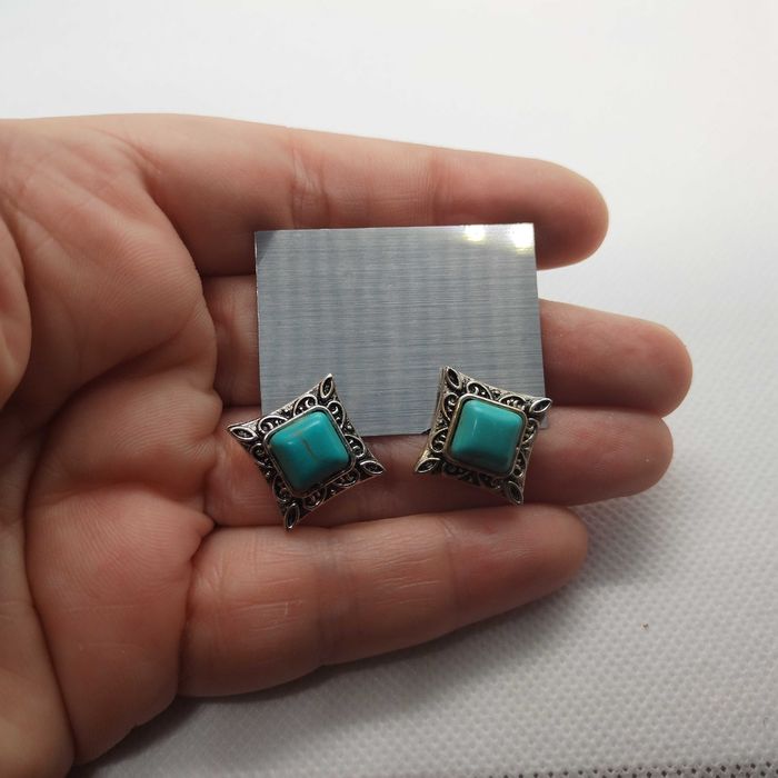 BRINCOS (3) 1 unid- 3€; 2 unid- 4€; 3 unid- 5€