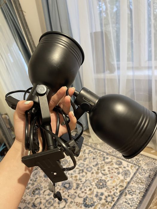 Лампи на прищепках разом з лампочками