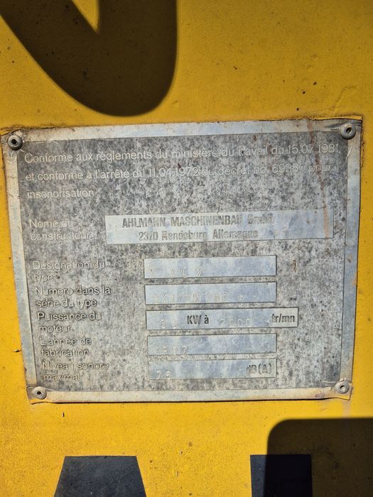 Vendo Retroescavadora