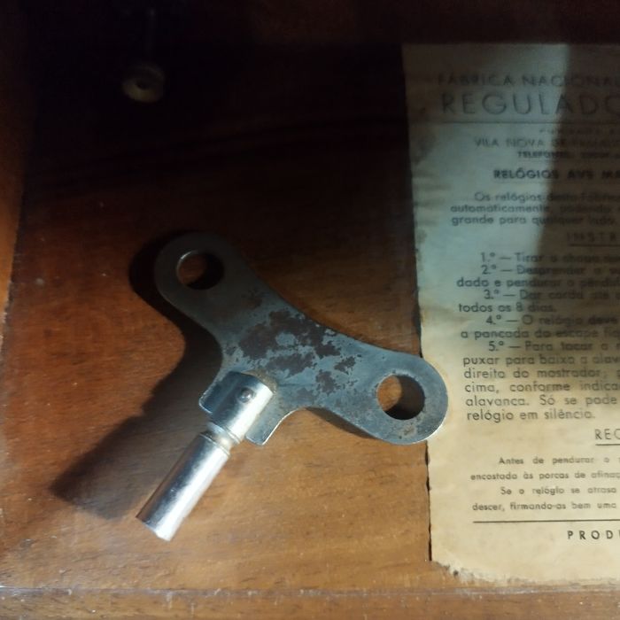 Relógio Antigo Reguladora