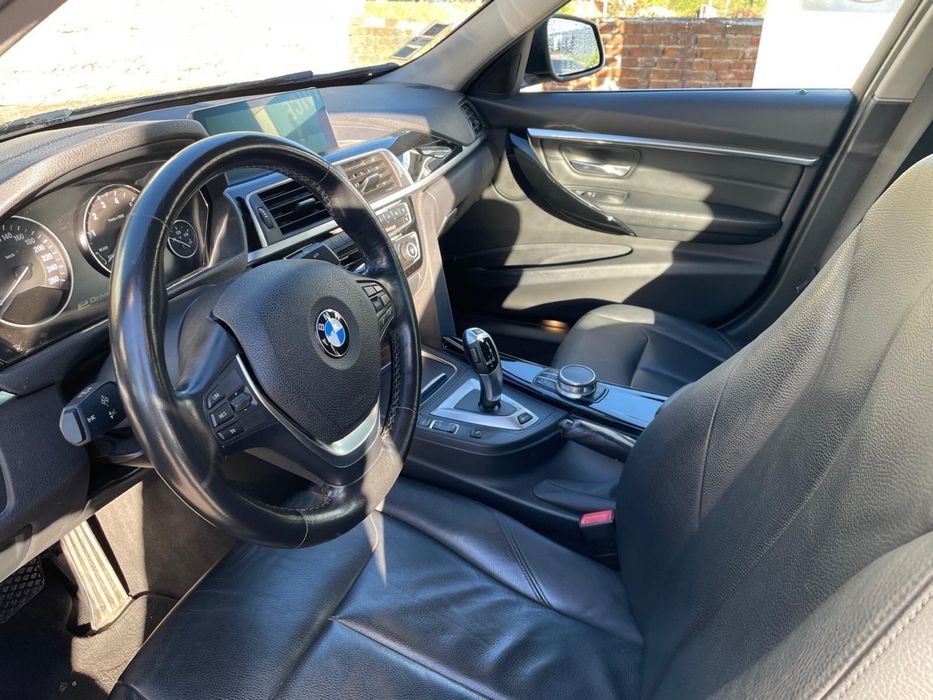BMW 330 e iPerformance Line Luxury