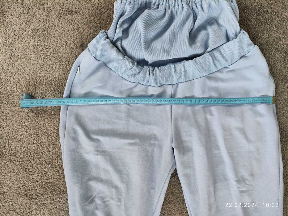 Спортивний костюм для вагітних