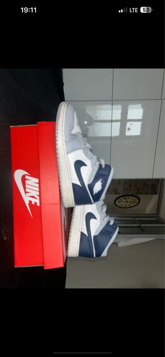 Nike Air Jordan 1 Mid