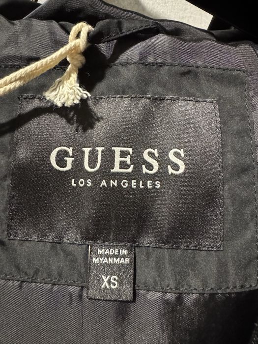 Куртка Guess жіночі
