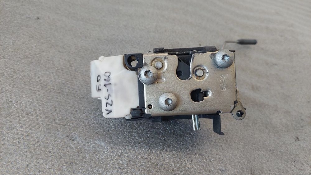 Fechadura / fecho porta frente direito FIAT Punto (188_)