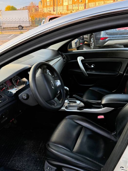 Продам Renault Samsung SM5, автобіль 2015 рік із двох літровим  газом