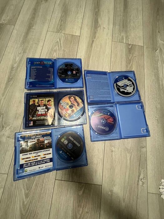 Продам ps4 pro на 1тб