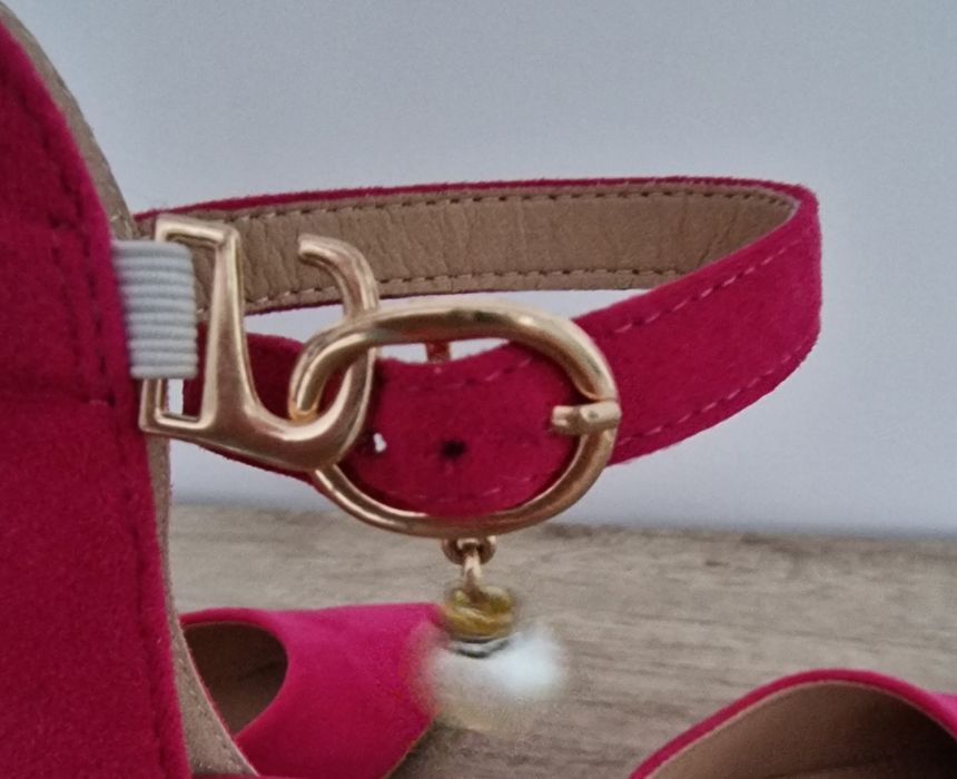 Buty na obcasie,fuksja.