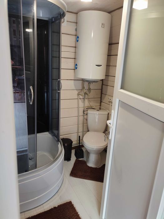 Житло подобово в Карпатах біля озера Синевир. Котедж «Лісовий маєток2»