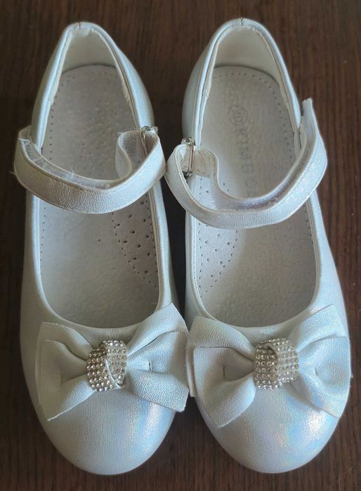 Туфлі для дівчинки