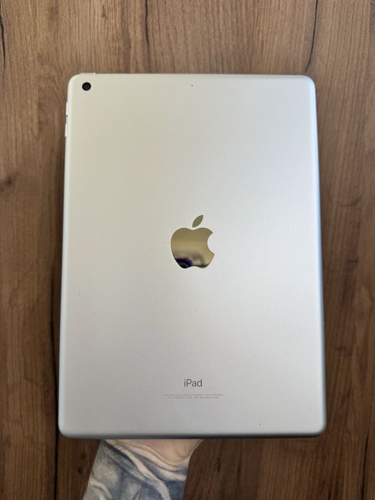Apple iPad 6 128gb Wi-Fi