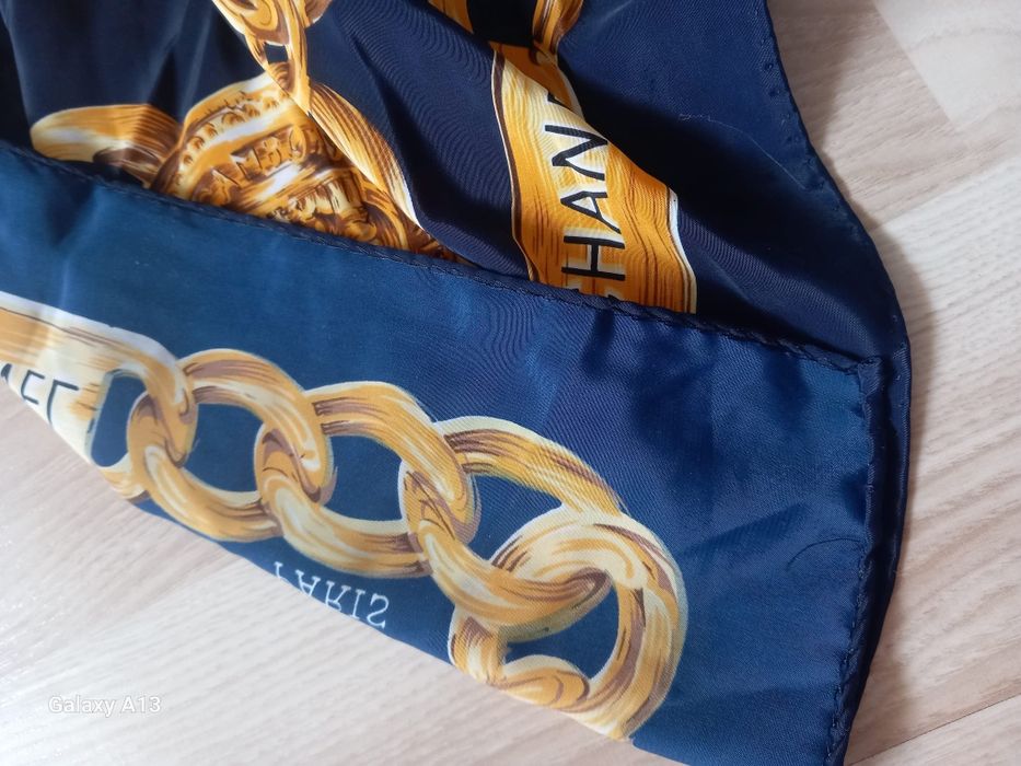 Chanel chusta jedwabna