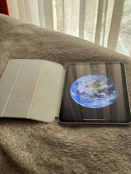 Ipad com capa da Apple original