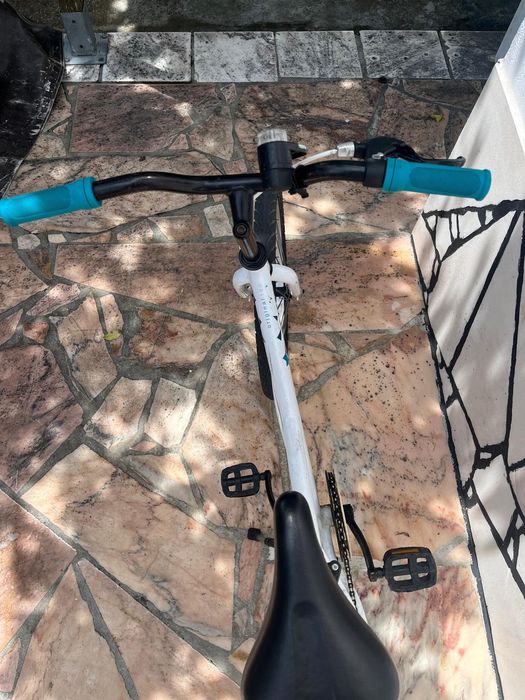 Vendo Bicicleta BTwin Boy 300.