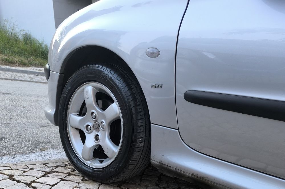 Peugeot 206 1.6 gti