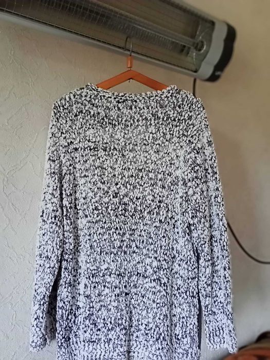 Свитер женский размер L