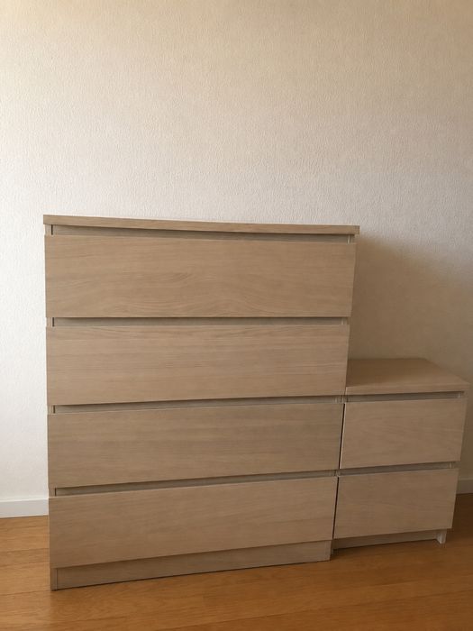 Cómoda + Mesa de cabeceira Malm IKEA