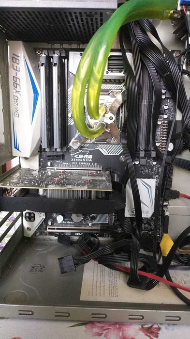 Komputer/GTX 1050ti/xeon(2011LGA)/ddr4 16gb/Chłodzenie wodne