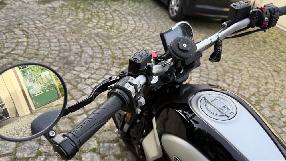 Ducati Scrambler 800 Icon